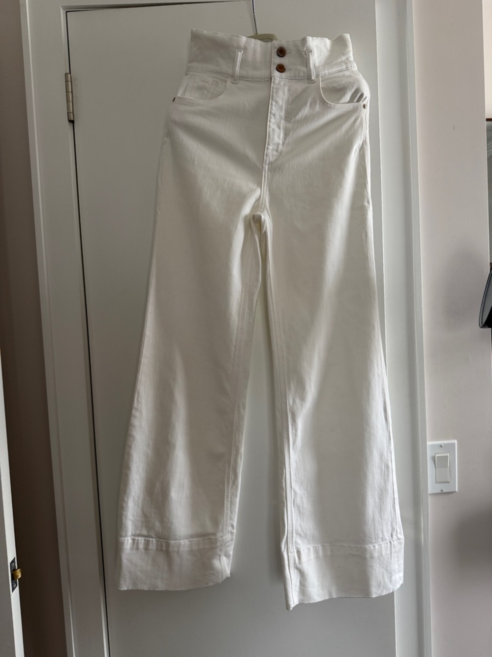 DL1961 white Hepburn  Wide-Leg High-Rise Jeans women’s size 25